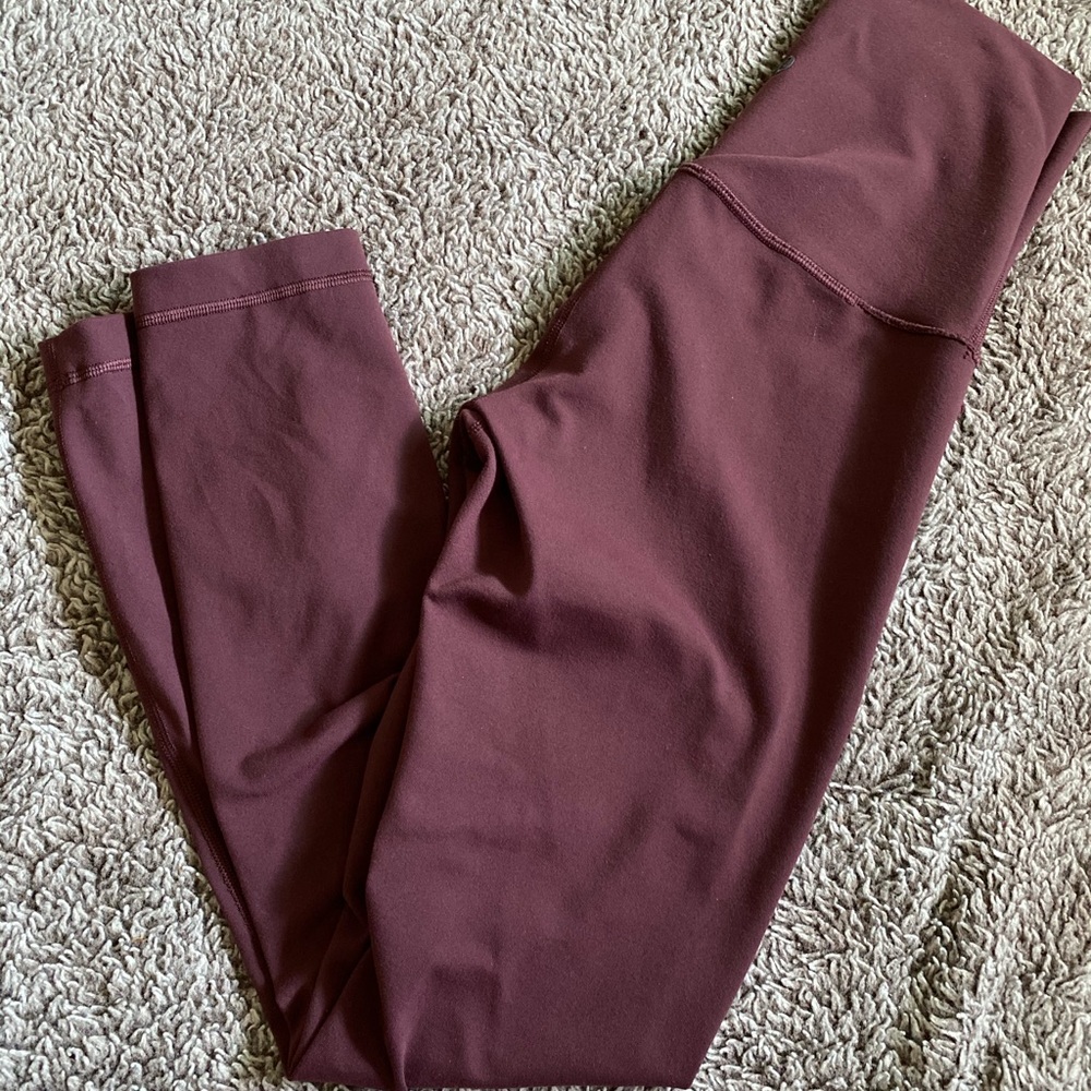 Wunder Under High-Rise Tight 25" 
Full-On Luon